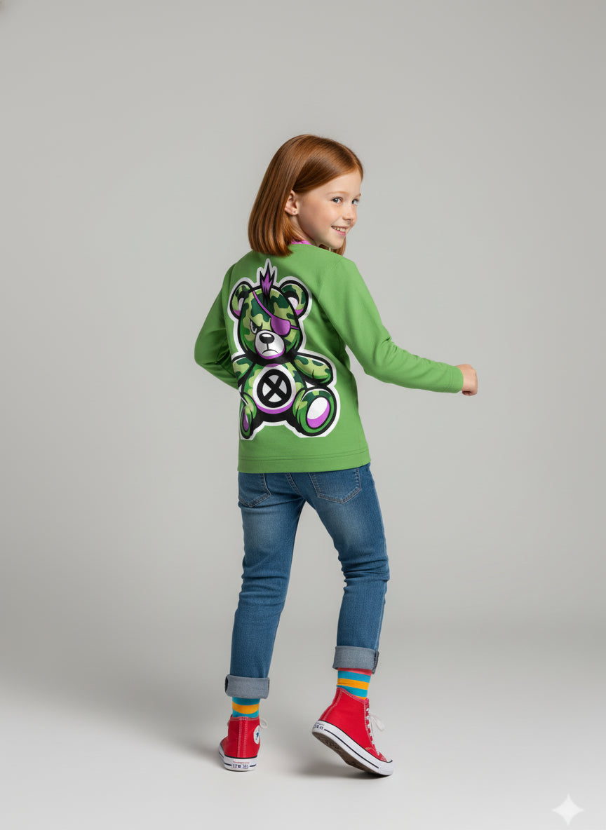 Long Sleeve Pocket T-Shirt in Green with Star Detail