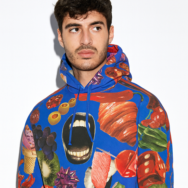 {"type":"root","children":[{"type":"paragraph","children":[{"type":"text","value":"Discover prints that tell stories"}]}]}